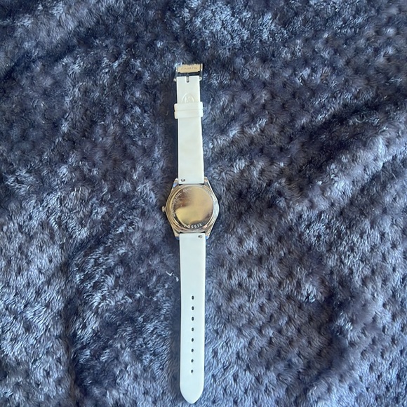 Watch - Picture 3 of 3